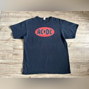 AC/DC old band tee Black red graphic T-Shirt rock and roll hard rock cotton